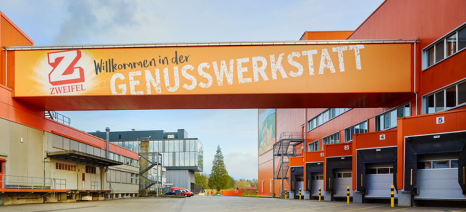 Ein Arbeitsplatz bei Zweifel am Hauptsitz in Spreitenbach und an den weiteren Standorten wird von der Mehrheit der Mitarbeitenden als grossartig beschrieben. Symbolbild: Zweifel
