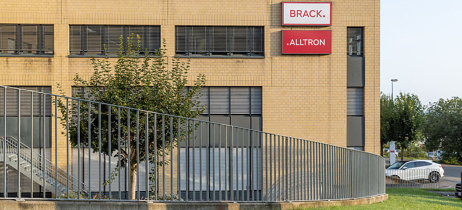 Brack.Alltron übernimmt den Online-Händler PerfectHair AG. Bild: Brack.Alltron AG