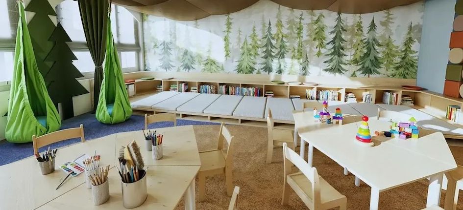 Die Constri AG stattet die neuen Kitas und Schulen der Acton Academy Schweiz mit Möbeln und Lernmitteln aus. Bild: zVg/Constri AG