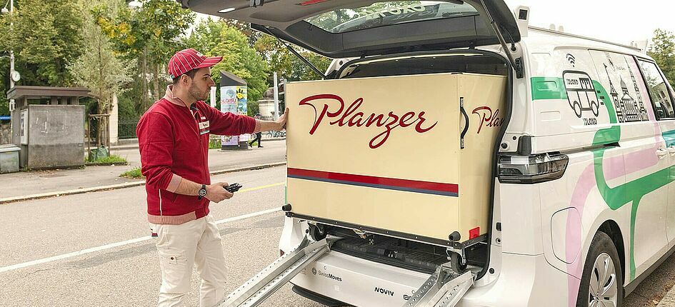 Planzer testet mit dem autonomen Fahrzeug Mathilde in Bern die automatisierte City-Logistik im öffentlichen Verkehr. Bild: zVg/Planzer Transport AG