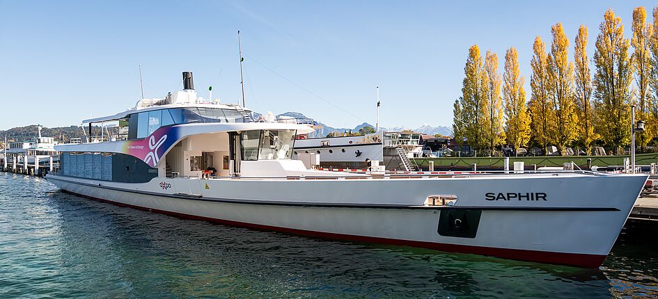 Die MS Saphir fährt ab Ende März 2027 mit Wasserstoff über den Vierwaldstättersee. Bild: Schifffahrtsgesellschaft des Vierwaldstättersees (SGV) AG