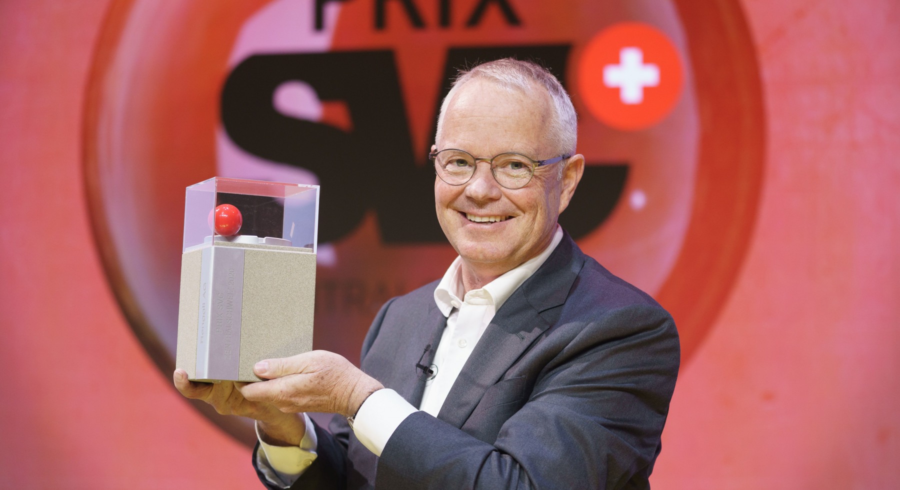 Der Gewinner Max Renggli, CEO & VR Praesident Renggli AG an der Preisverleihung des Prix SVC Zentralschweiz 2020