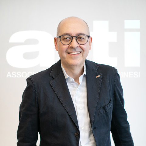 Stefano Modenini, Aiti